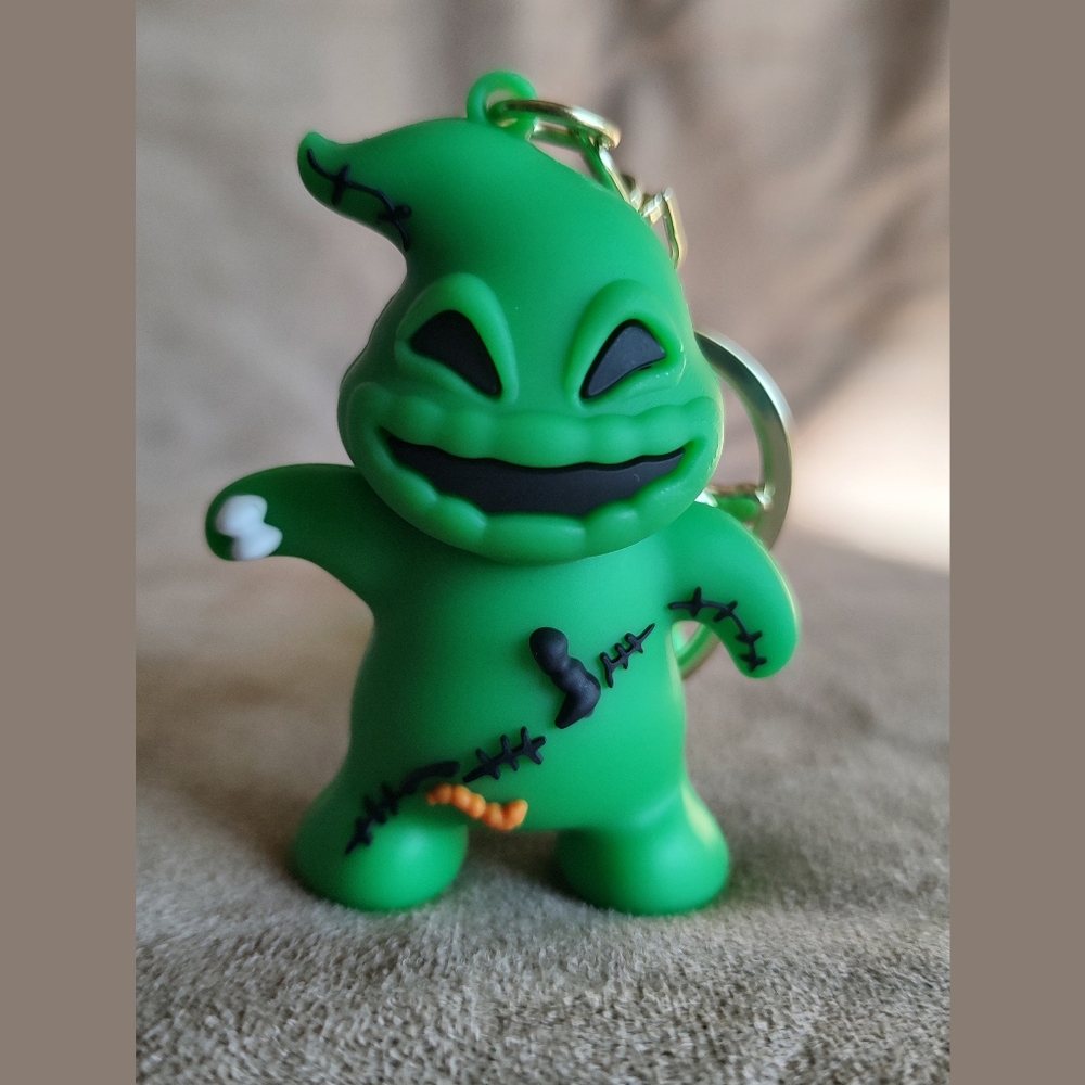 Oogie Boogie Key Chain - Picture 3 of 6